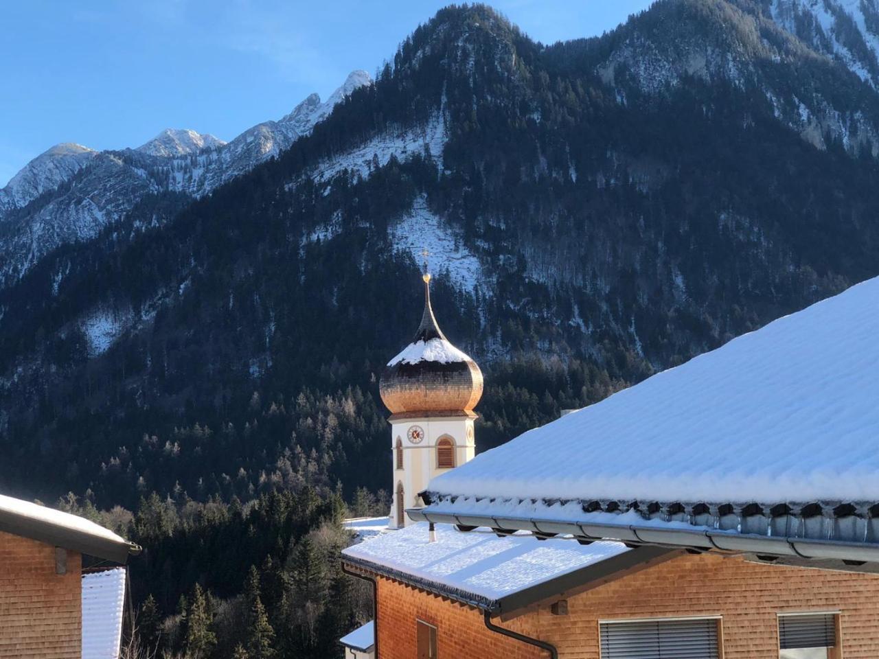 Hotel Garni Brigitte Bürserberg Eksteriør bilde