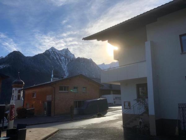 Hotel Garni Brigitte Bürserberg Eksteriør bilde